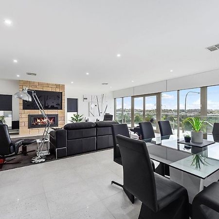 Appartamento Kennedy Executive Townhouse Mount Gambier Esterno foto