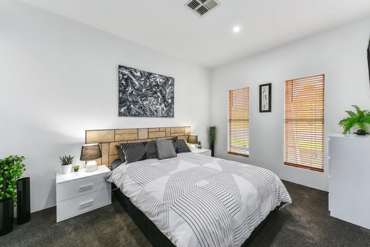 Appartamento Kennedy Executive Townhouse Mount Gambier Esterno foto